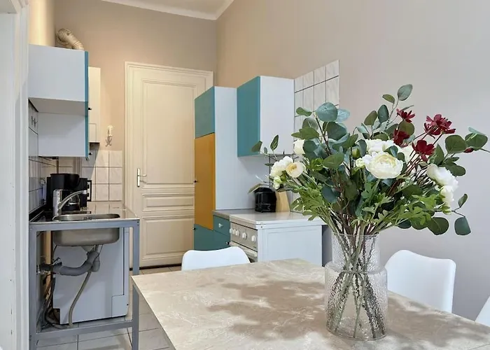 10 Minutes To Mariahilfer Strasse I Naehe Zentrum Apartamento