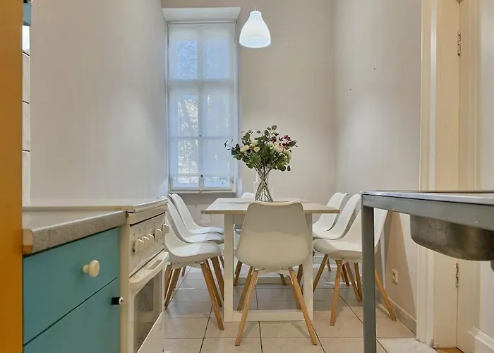10 Minutes To Mariahilfer Strasse I Naehe Zentrum Apartamento *
