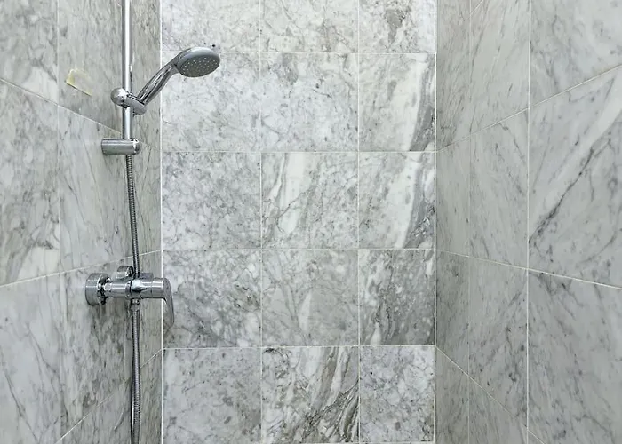 Apartamento 10 Minutes To Mariahilfer Strasse I Naehe Zentrum *